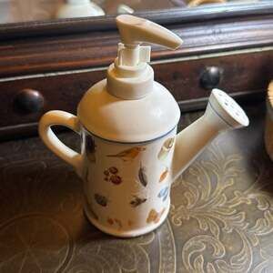 1999 Marjolein Bastin by Hallmark Watering Can Lotion NWT